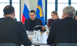 Губернатор Андрей Чибис обсудил с потенциальными инвесторами перспективы развития культурно-паркового пространства вокруг Семёновского озера в Мурманске в рамках реализации мастер-планов