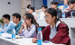A delegation from China's leading Tsinghua University visited MAU to study the experience of Arctic development