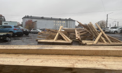 В Мурманске началась подготовка площадки под строительство паркинга за гостинично-деловым центром «Меридиан»