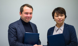 The Murmansk Region and the Chinese company New New Shipping Line signed an agreement to develop container shipping through the port of Murmansk